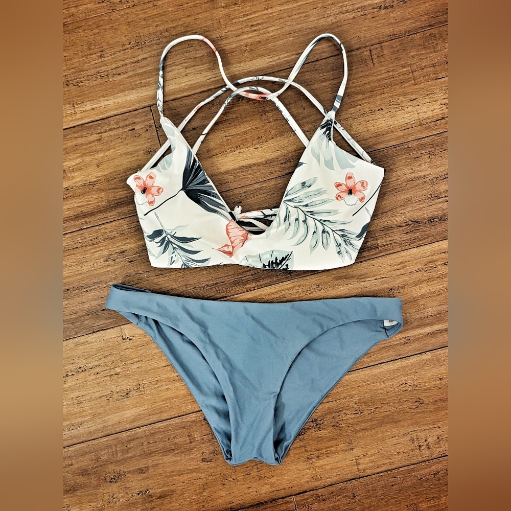SHEIN Blue Floral Bikini
